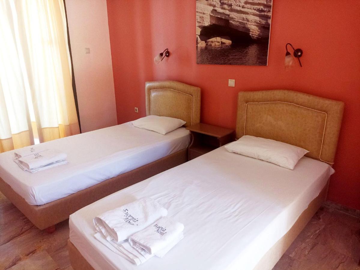 Laganas Beach Hotel ภายนอก รูปภาพ