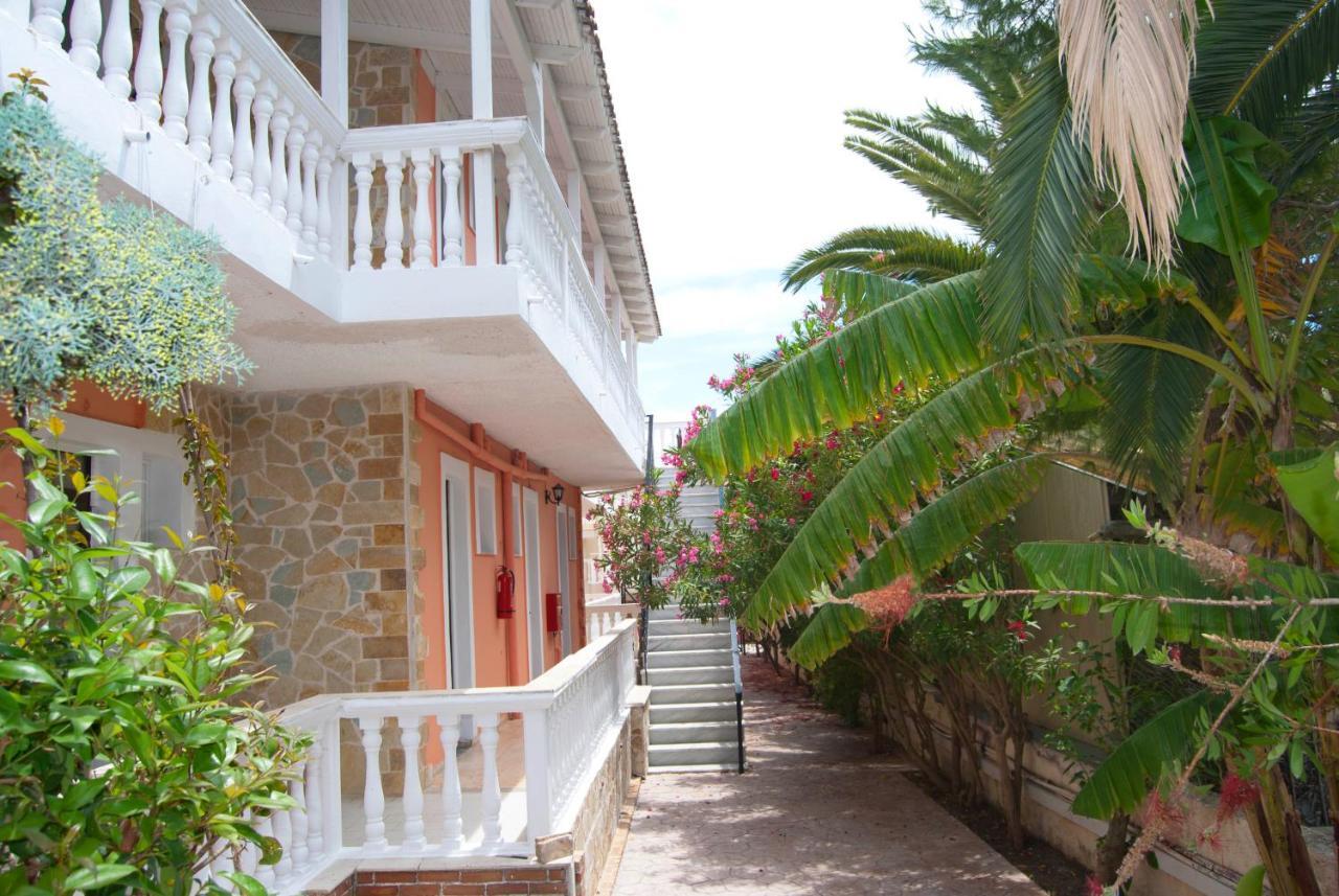 Laganas Beach Hotel ภายนอก รูปภาพ